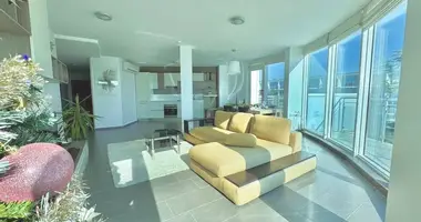 Квартира 3 спальни в Бургас, Болгария