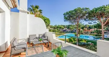 2 bedroom apartment in Estepona, Spain