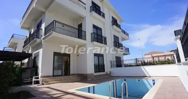 Villa 4 bedrooms in Serik, Turkey