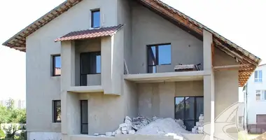 Casa en Muchaviecki sielski Saviet, Belarús