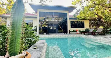 Дом 4 спальни в Банг Саре, Таиланд