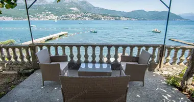 Villa en Herceg Novi, Montenegro