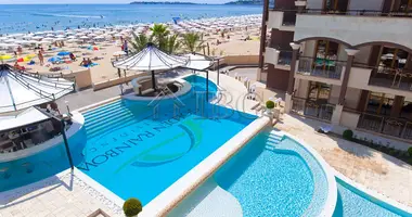 Apartamento 3 habitaciones en Nesebar, Bulgaria