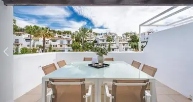 Apartamento 2 habitaciones en San Pedro Alcantara, Španjolska