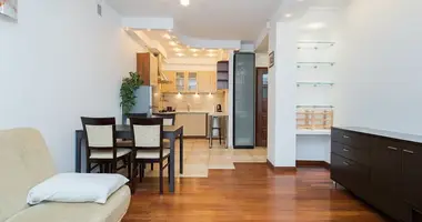 Mieszkanie 2 pokoi w Warszawa, Polska