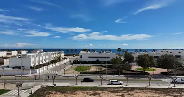 Apartamento 3 habitaciones en Pilar de la Horadada, Španjolska