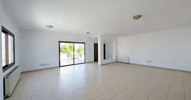 Casa 3 habitaciones en Demos Agiou Athanasiou, Chipre