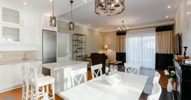 Дом 4 комнаты в Минск, Беларусь