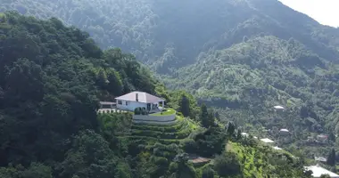Dom 4 pokoi w Chakvi, Gruzja