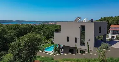 Villa 5 bedrooms in Opcina Medulin, Croatia