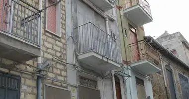 Dom 3 pokoi w Cianciana, Włochy