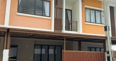 Reihenhaus in Nong Prue, Thailand