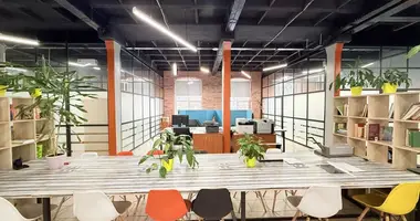 Büro 705 m² in Moskau, Russland