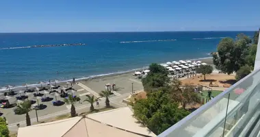 2 bedroom apartment in Koinoteta Agiou Tychona, Cyprus