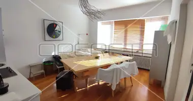 Apartamento 5 habitaciones en Zagreb, Croacia