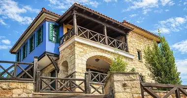 Вилла 4 комнаты в Megali Panagia, Греция