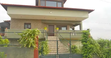 Casa de campo 4 habitaciones en Platanos, Grecia