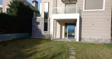 Villa 4 bedrooms in Pefkochori, Greece