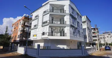 Mieszkanie 3 pokoi w Muratpasa, Turcja