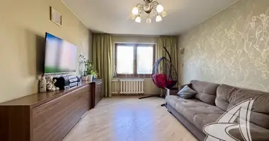 4 room apartment in Muchaviecki sielski Saviet, Belarus