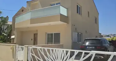Maison 3 chambres dans Demos Agiou Athanasiou, Chypre