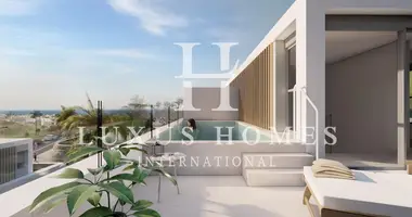 Villa 4 bedrooms in Estepona, Spain