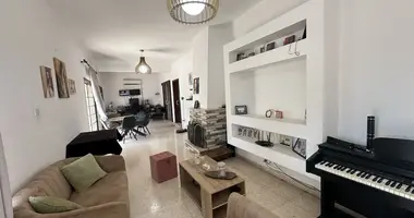 Villa 3 chambres dans Empa, Chypre