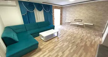 Квартира 4 комнаты в Будва, Черногория