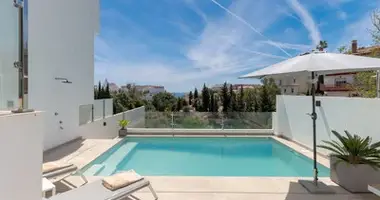 Haus 4 Schlafzimmer in Fuengirola, Spanien