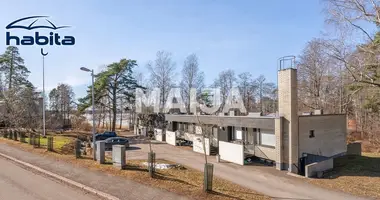 3 bedroom apartment in Helsinki sub-region, Finland
