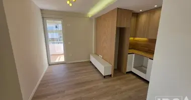 1 bedroom apartment in Tirana Municipality, Albania