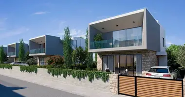 2 bedroom house in Chloraka, Cyprus