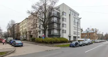 Mieszkanie 3 pokoi w Ryga, Łotwa