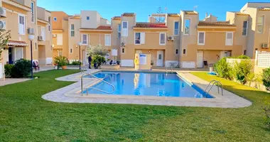 Townhouse 5 bedrooms in Torrevieja, Spain
