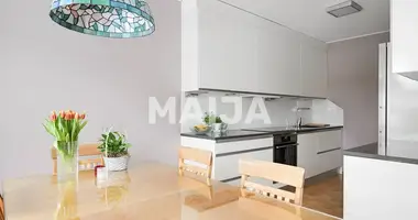 Apartamento 4 habitaciones en Helsinki sub region, Finlandia