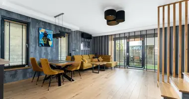 Casa 5 habitaciones en Varsovia, Polonia