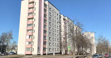 Wohnung 3 zimmer in Minsk, Belarus
