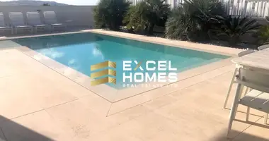 Bungalow in Naxxar, Malta