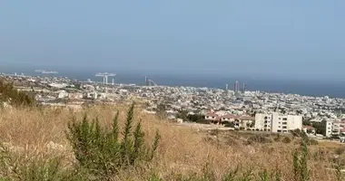 Участок земли в Като Полемидия, Кипр