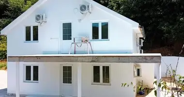 6 bedroom house in Misici, Montenegro