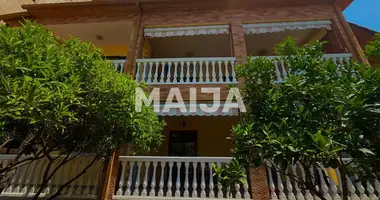 Вилла в Влёра, Албания
