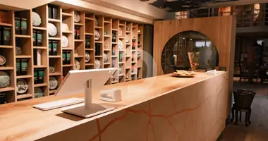 Shop 150 m² in Barcelona, Spain