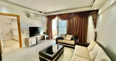Wohnung 4 zimmer in Mezitli, Türkei
