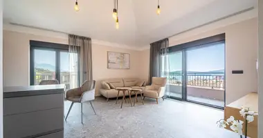 Apartamento 2 habitaciones en Tivat, Montenegro