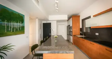 3 room apartment in Tel-Aviv, Israel