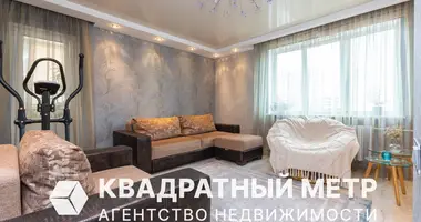 Apartamento 3 habitaciones en Minsk, Belarús
