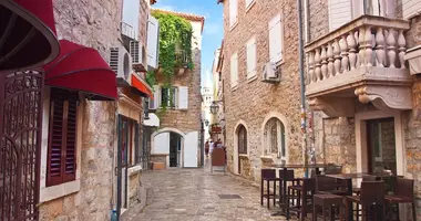 Квартира 2 спальни в Будва, Черногория