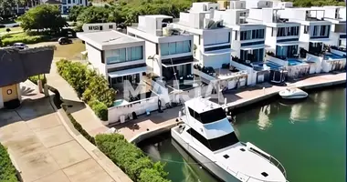 Maison 4 chambres dans Higuey, République dominicaine