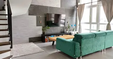 Apartamentos multinivel 4 habitaciones en Pruszkow, Polonia