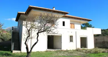 Villa 5 bedrooms in Municipality of Saronikos, Greece